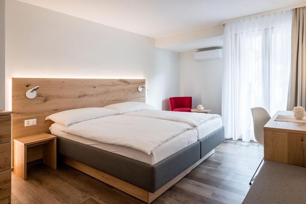 Hotel Zur Traube Brigerbad Exteriér fotografie